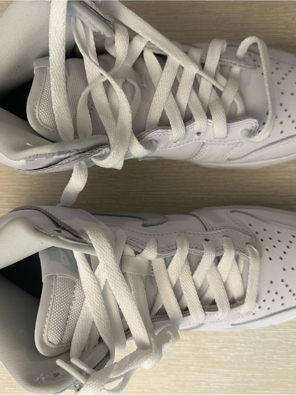Nike Dunk High SP White/Pure Platinum - Picture 2 of 7